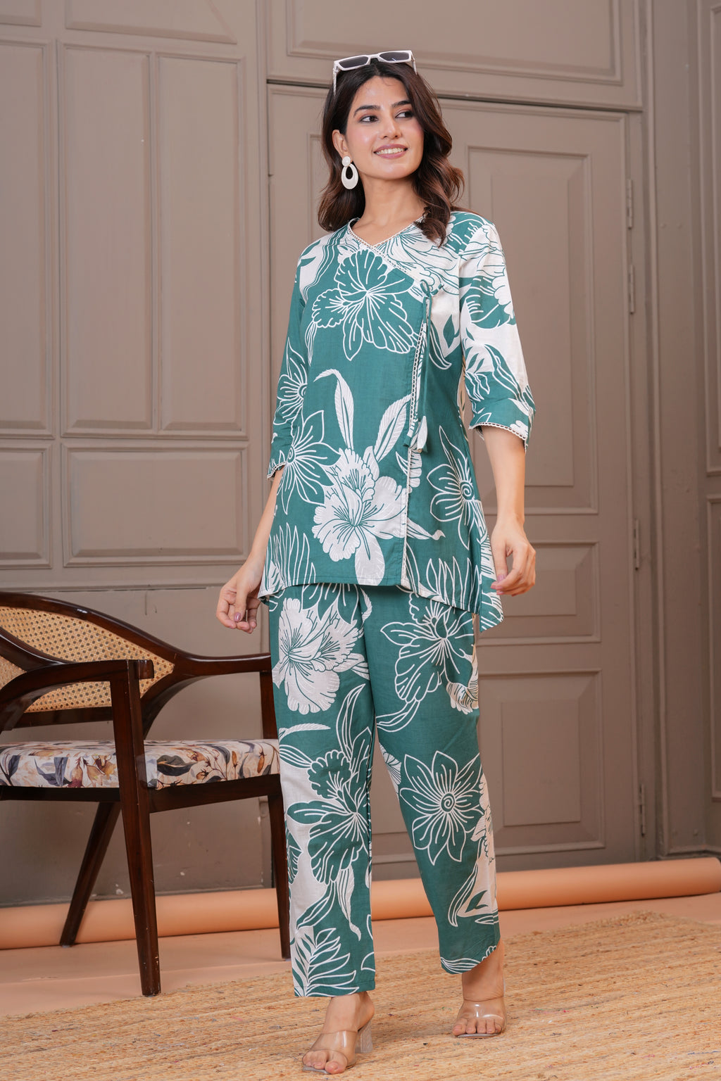 Floral Print Kurta Pant Set